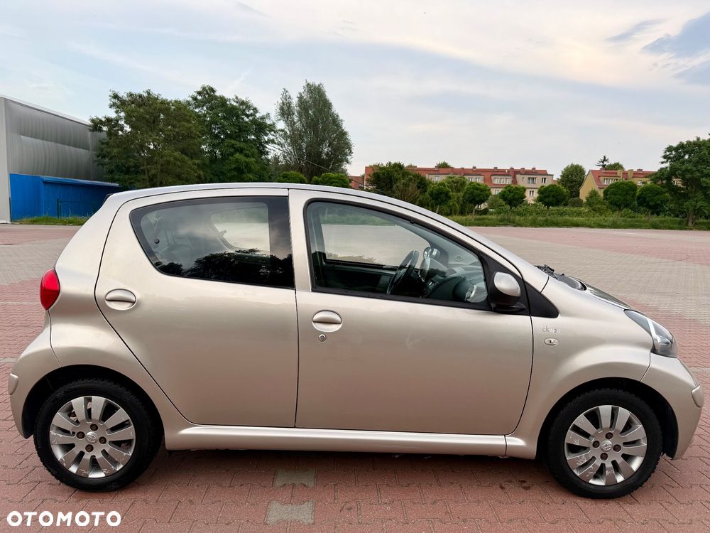 Toyota Aygo Multi Mode ckIN2U - 9
