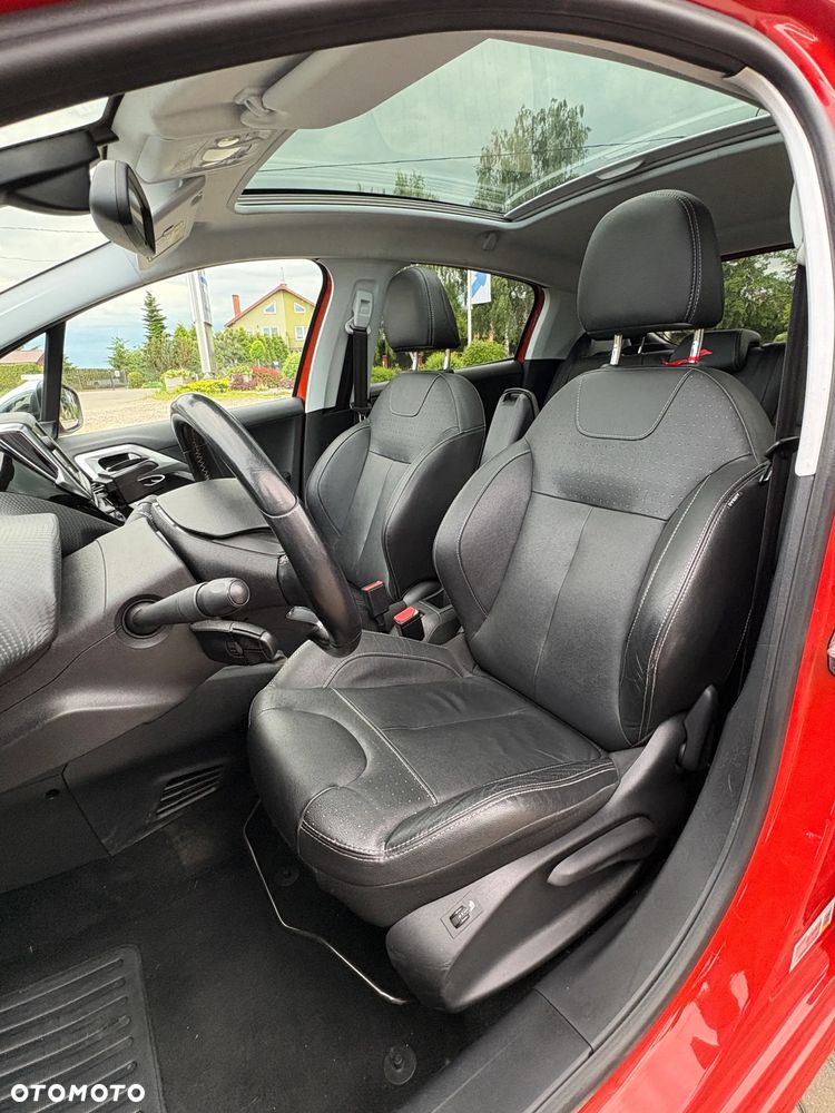 Peugeot 208 1.2 PureTech Allure - 11