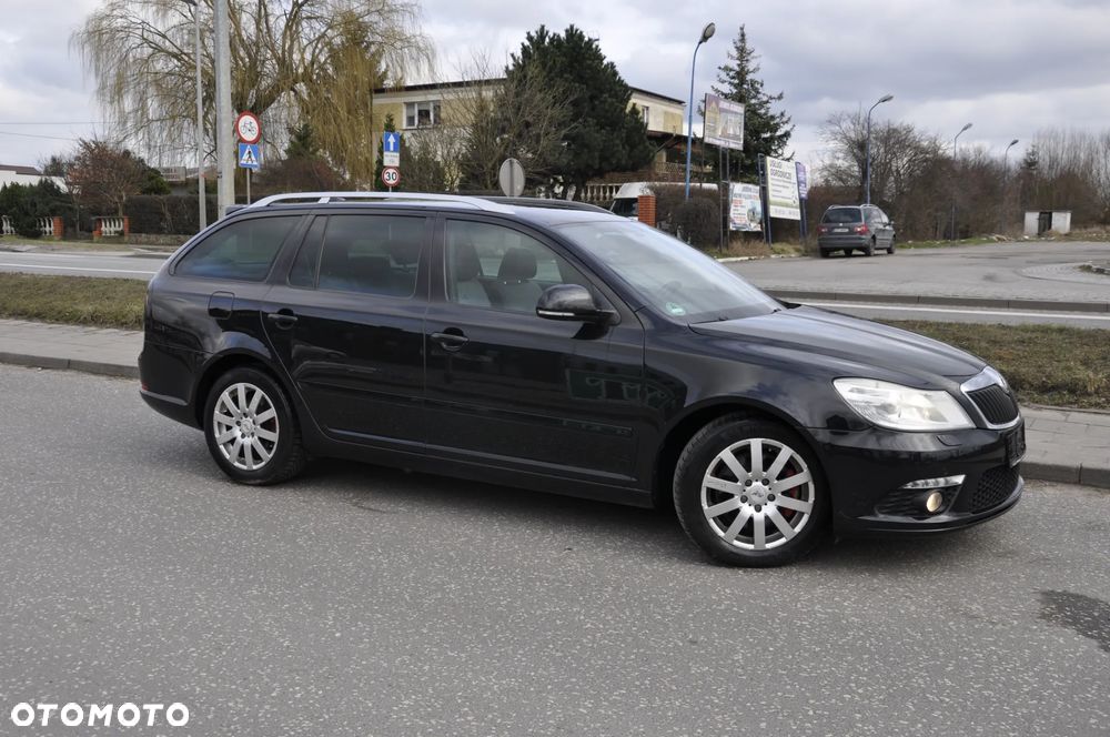 Skoda Octavia 2.0 TDI RS - 18
