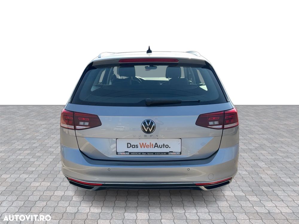 Volkswagen Passat 2.0 TDI DSG Elegance - 4