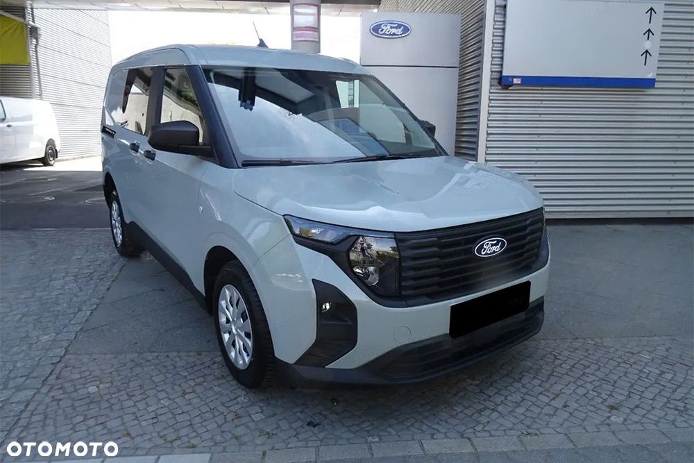 Ford Transit Courier - 3