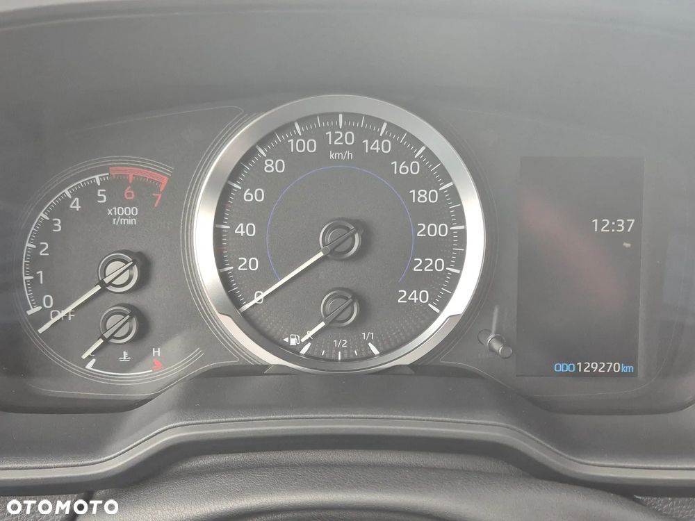 Toyota Corolla 1.8 Hybrid GPF Comfort - 8