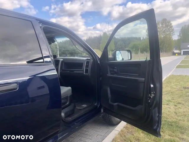 Dodge RAM 1500 5.7 4x4 - 12