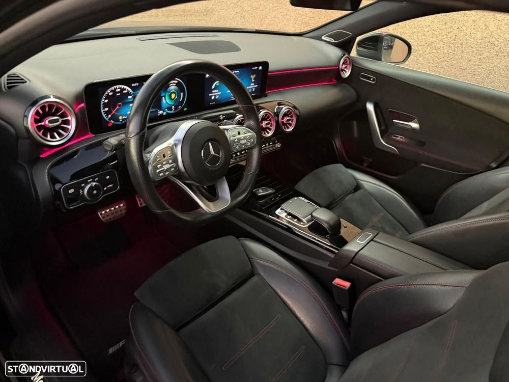 Mercedes-Benz A 180 2018 photo 4