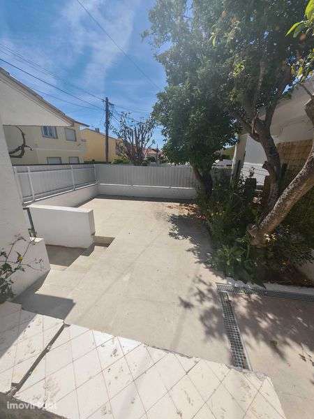 T1 com Terraço para Arrendar - Grande imagem: 3/9