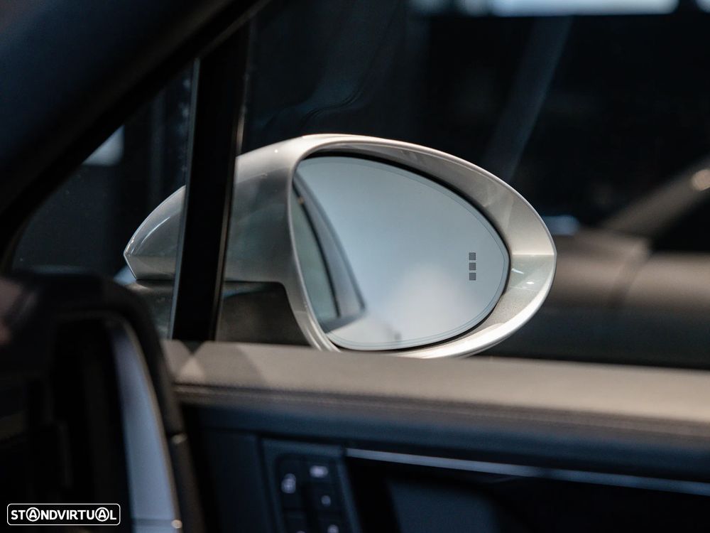 Porsche Cayenne E-Hybrid — fotografia 31