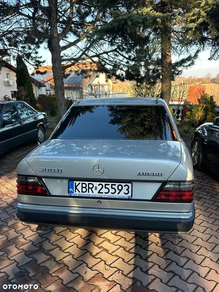 Mercedes-Benz W124 (1984-1993) - 6