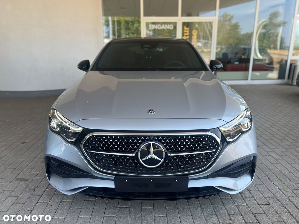 Mercedes-Benz Klasa E 200 mHEV 4-Matic Exclusive 9G-Tronic