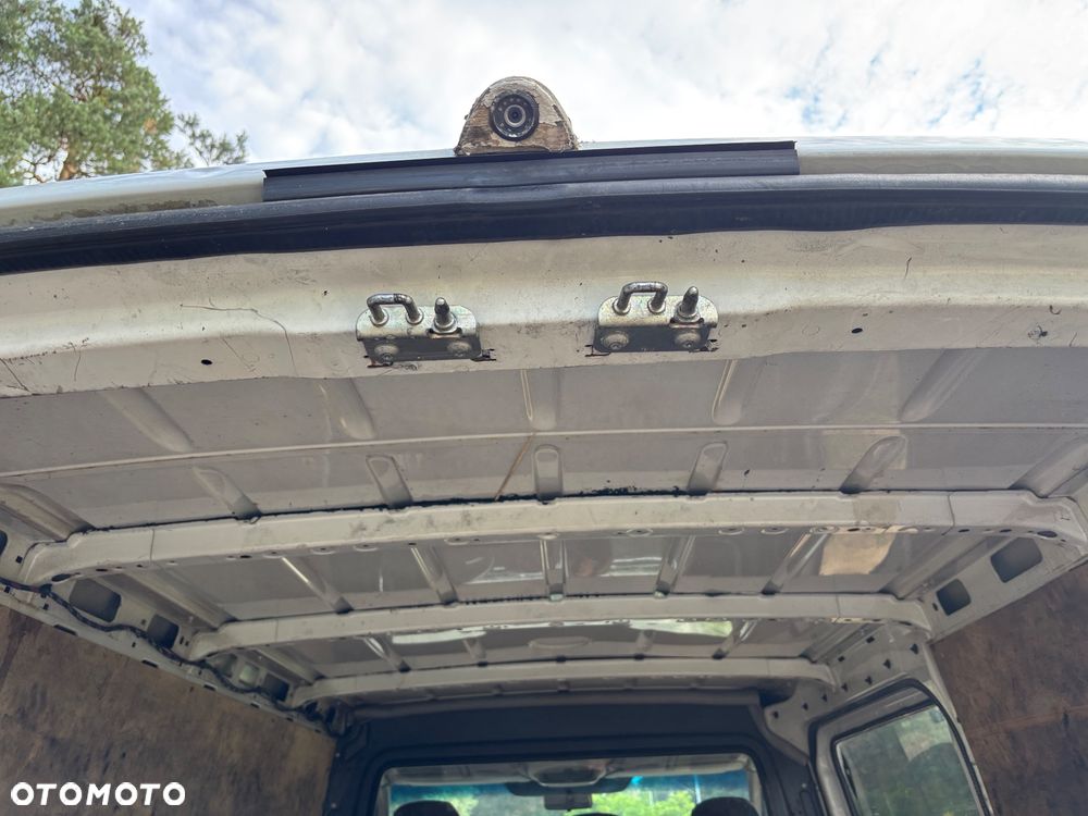 Mercedes-Benz sprinter - 9