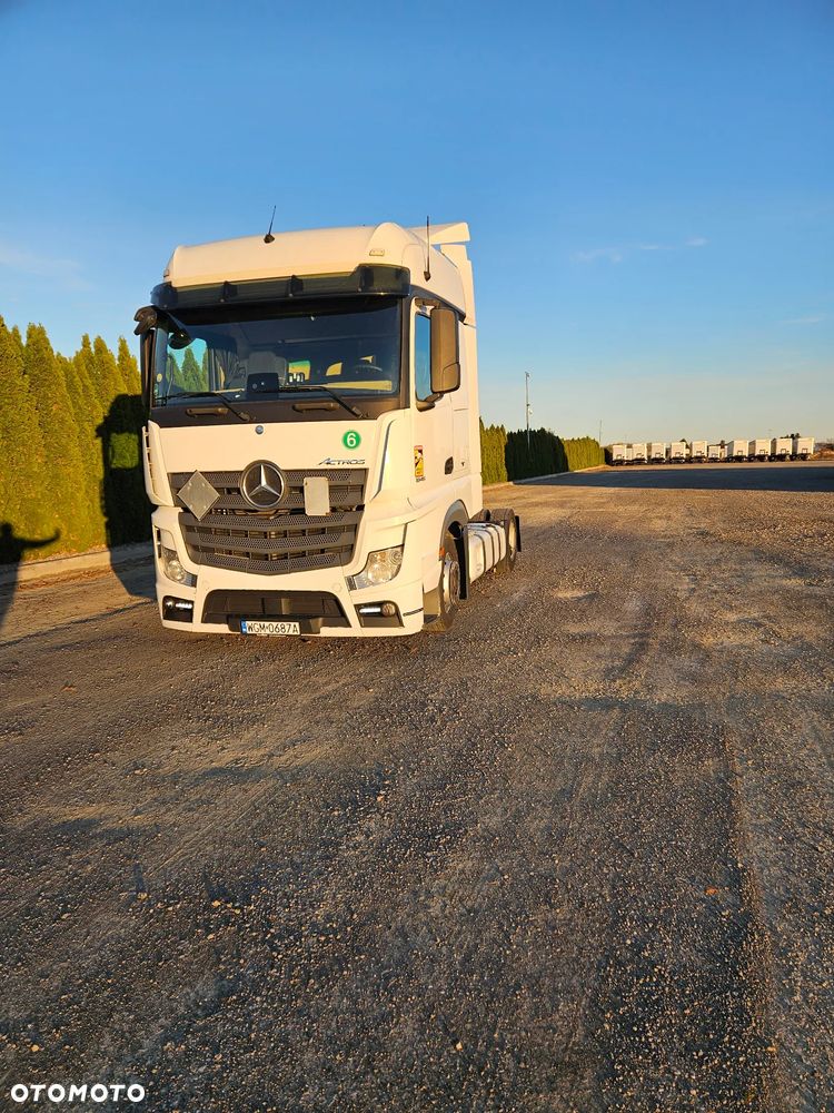 Mercedes-Benz ACTROS - 1