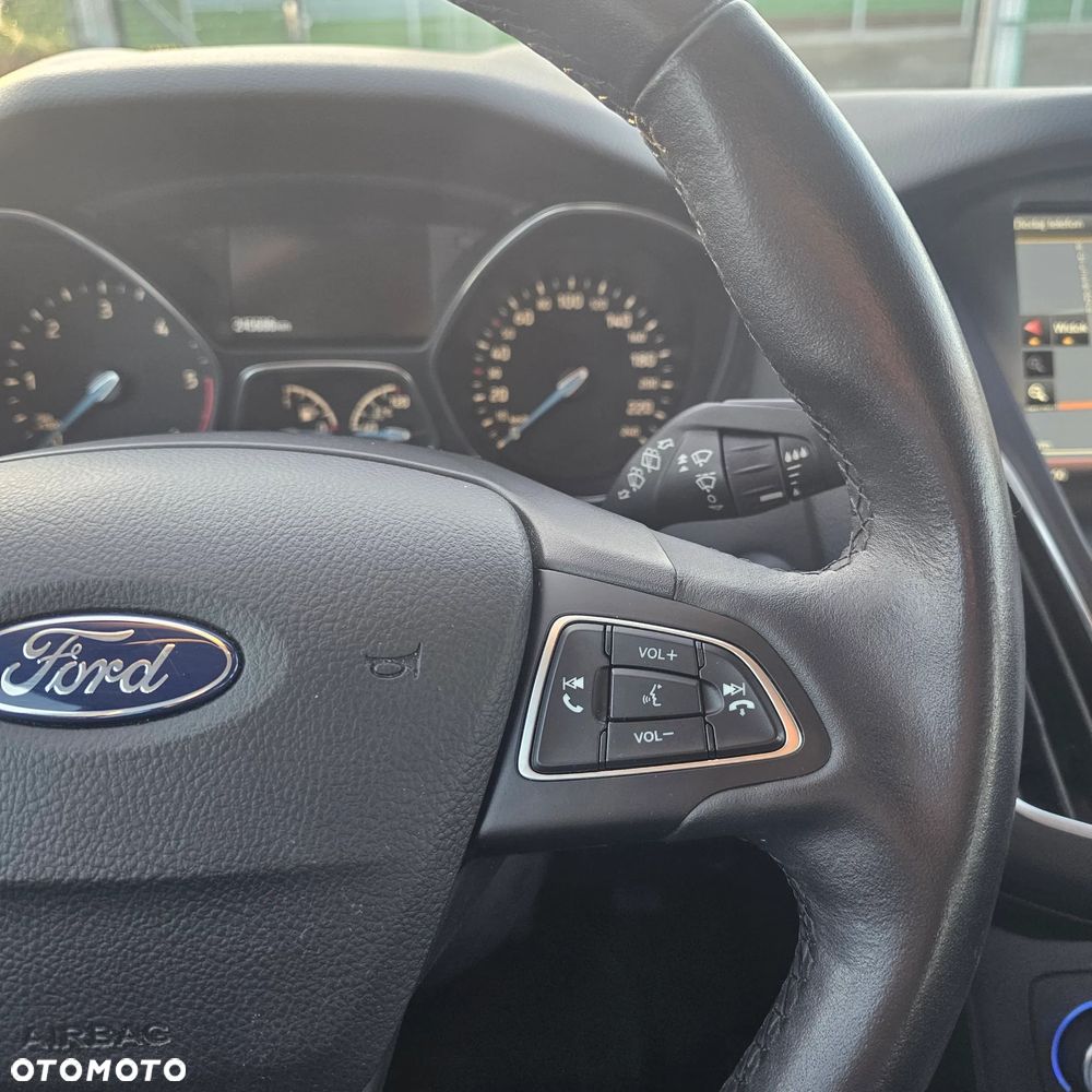 Ford Focus - 20