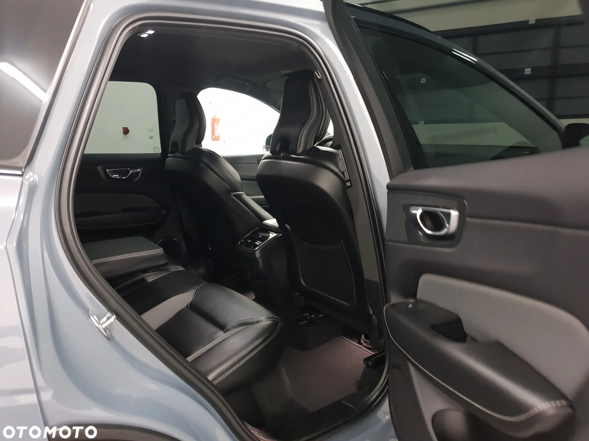 Volvo XC 60 B4 D Geartronic RDesign - 13
