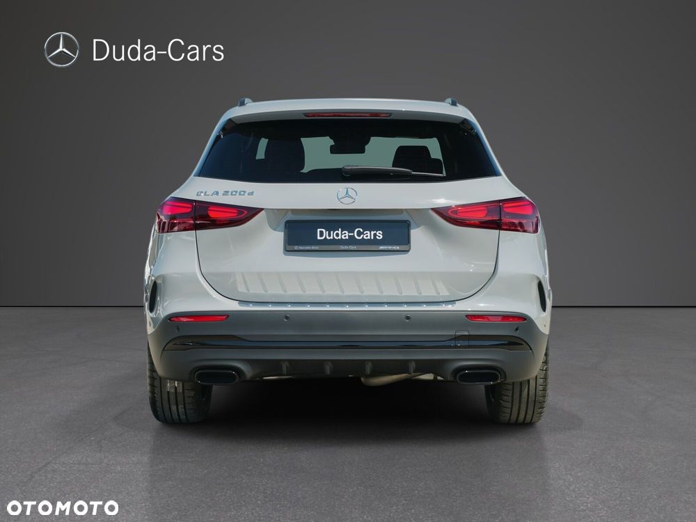 Mercedes-Benz GLA 200 d AMG Line 8G-DCT - 6