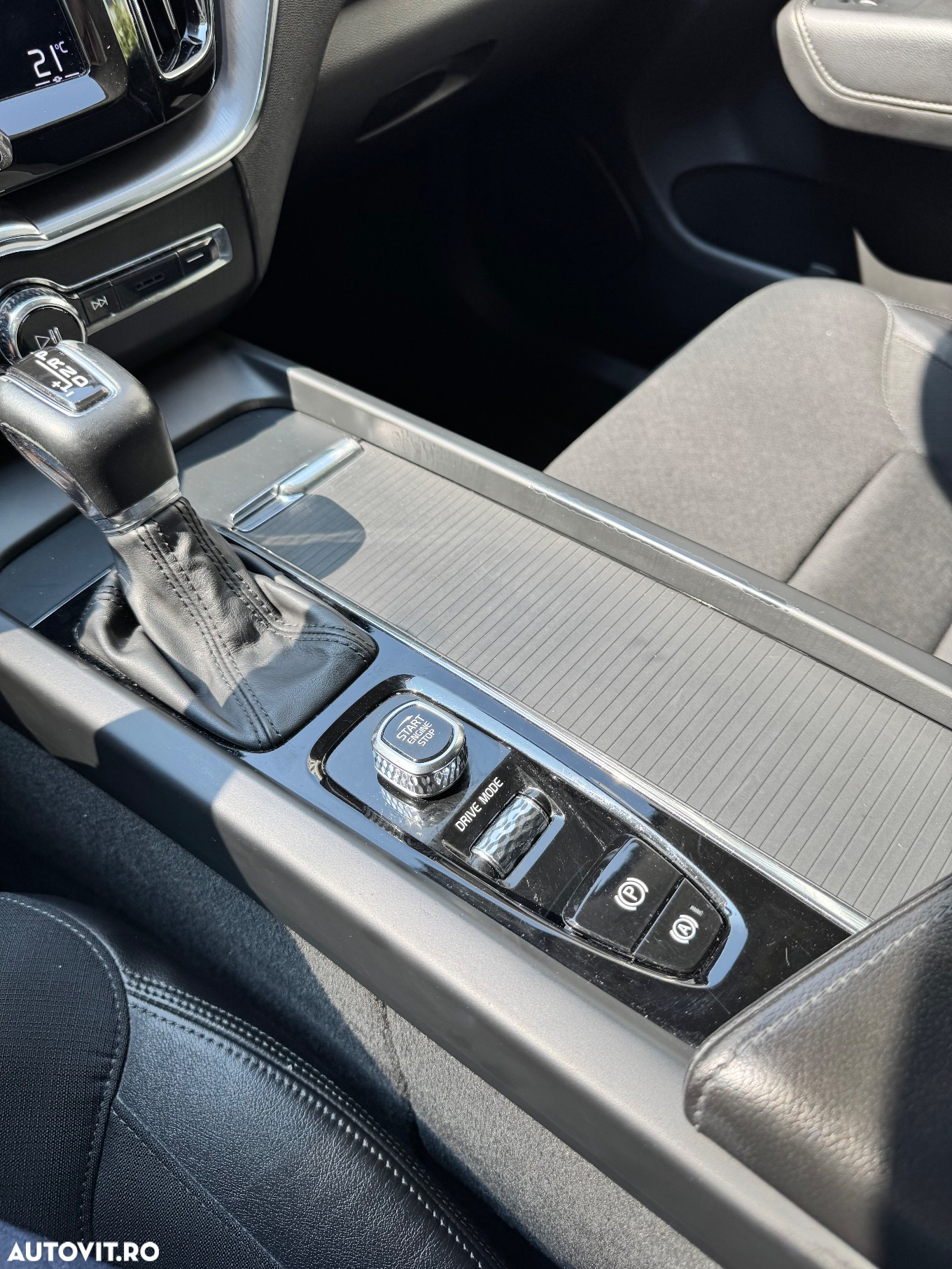 Volvo XC 60 D4 Momentum - 20