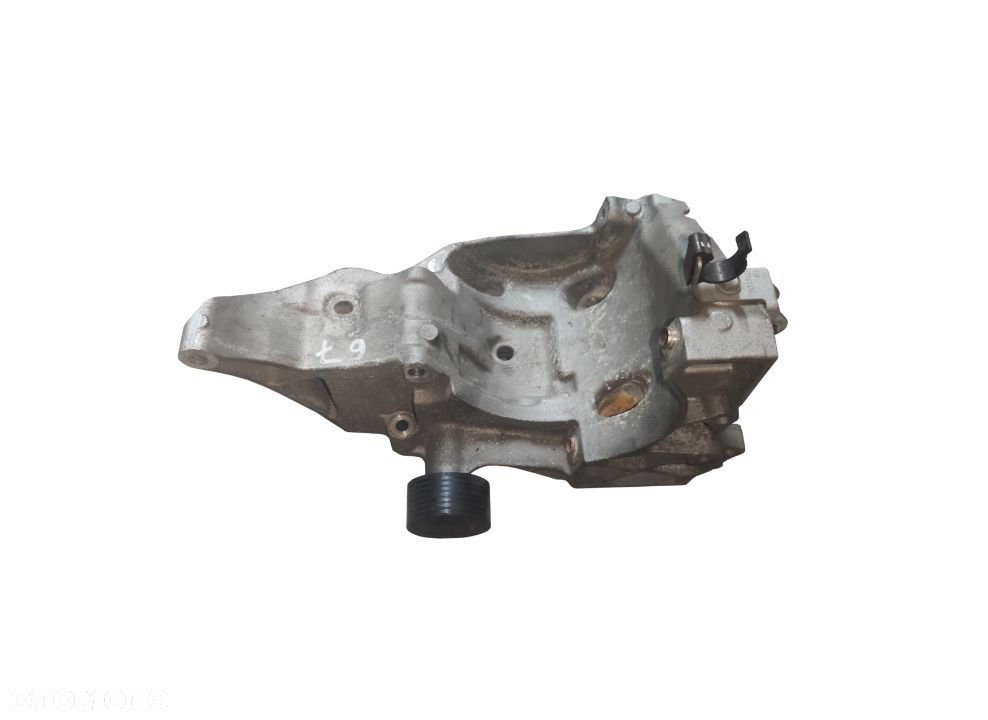 Ł9 ŁAPA WSPORNIK ALTERNATORA BMW N47 2.0D 7802639 - 1