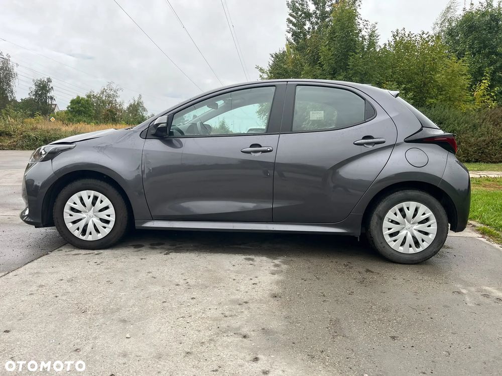 Toyota Yaris 1.5 Comfort - 17