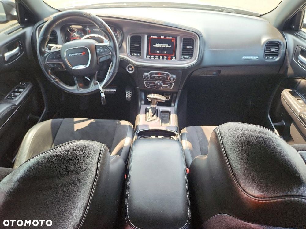 Dodge Charger 5.7 R/T - 7