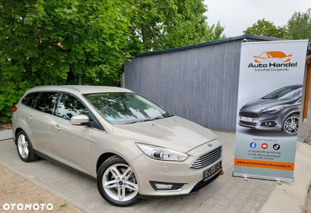 Ford Focus 1.5 EcoBoost STart-Stopp-System TITANIUM - 2