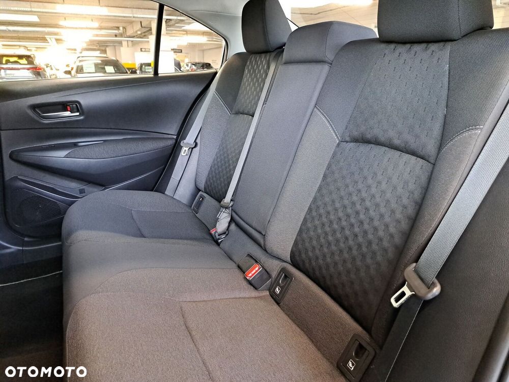 Toyota Corolla 1.8 Hybrid Comfort - 13