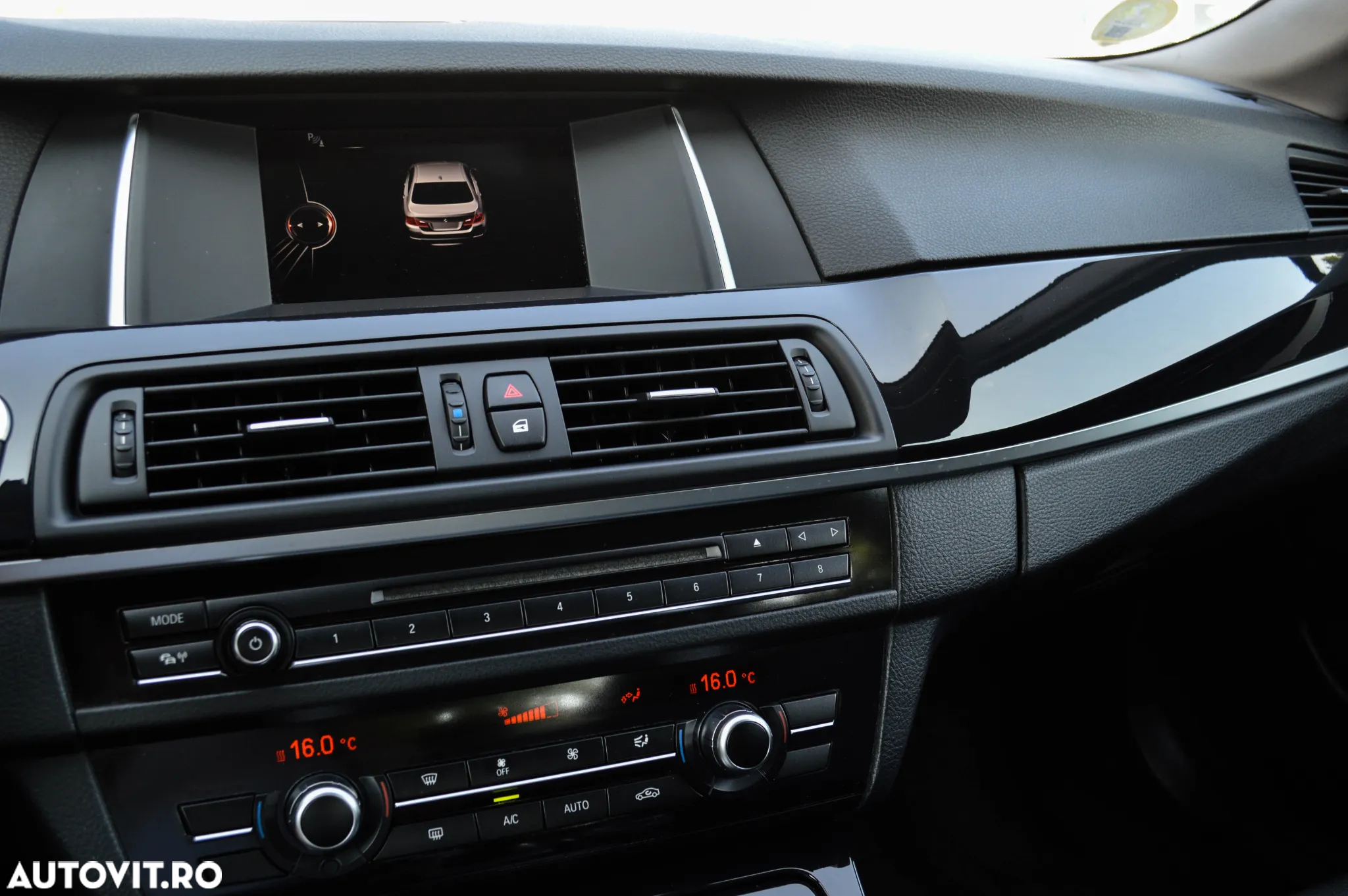 BMW Seria 5 520d Aut. - 22
