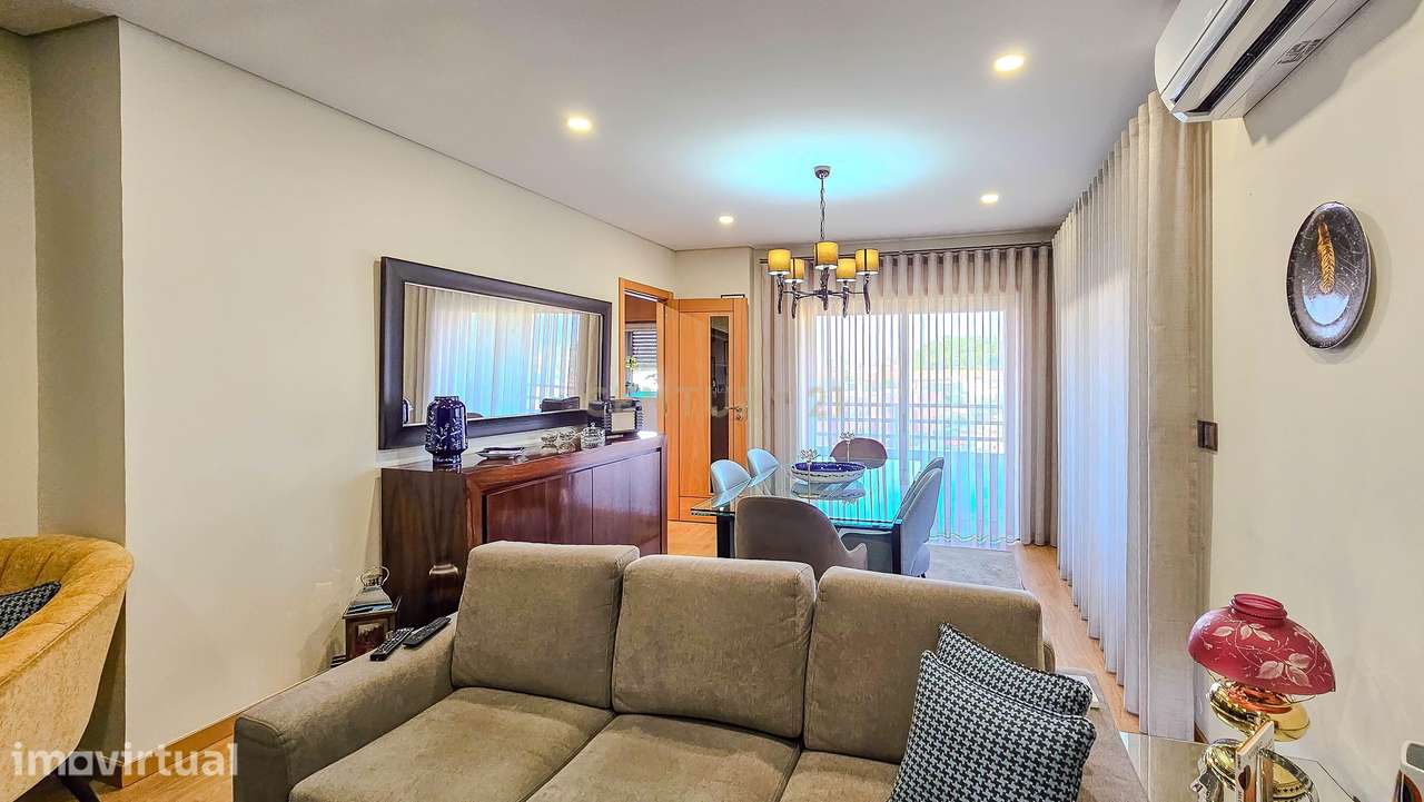 Apartamento T2 no Bonfim, Porto, terraço fechado e varanda. - Grande imagem: 5/32