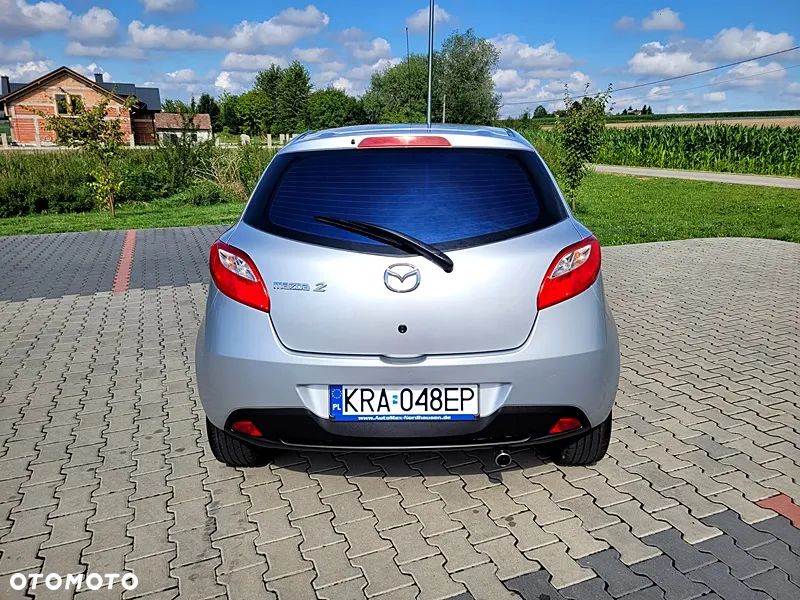 Mazda 2 - 7