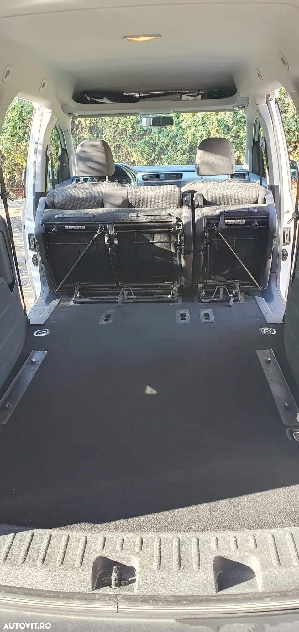 Volkswagen Caddy - 8