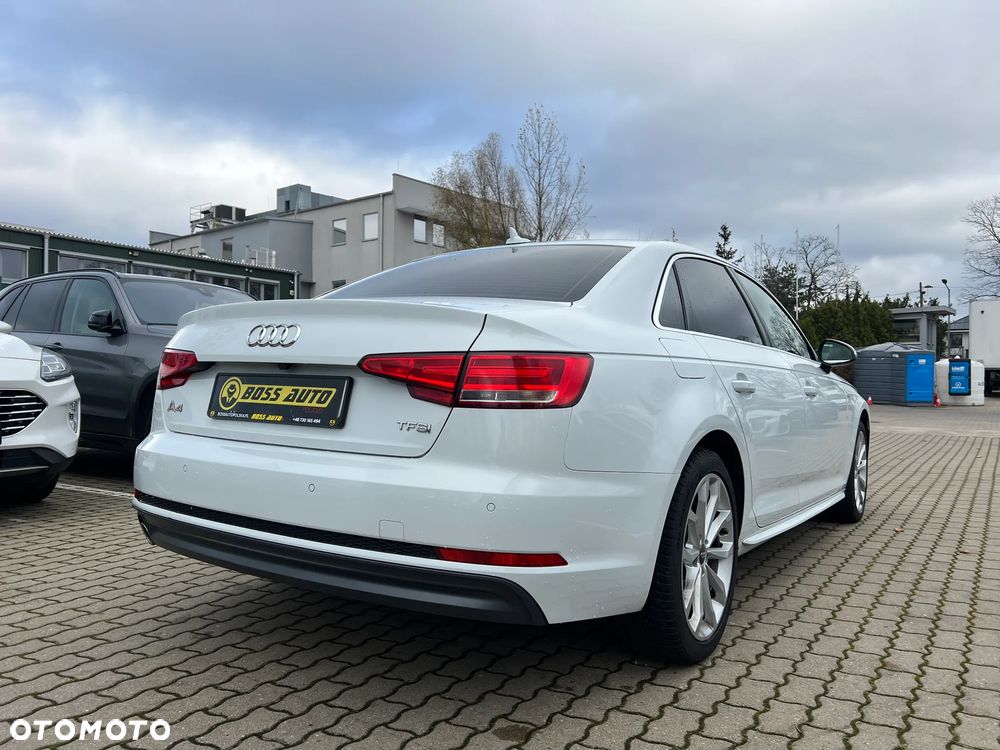 Audi A4 Limousine - 9