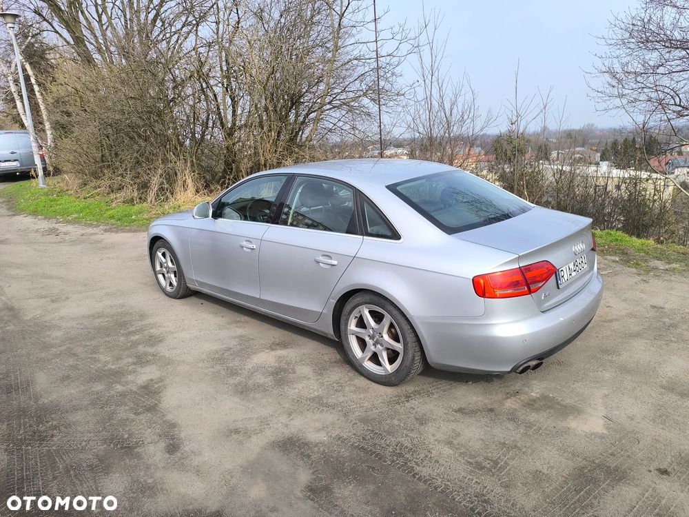 Audi A4 Avant 2.0 TFSI - 9