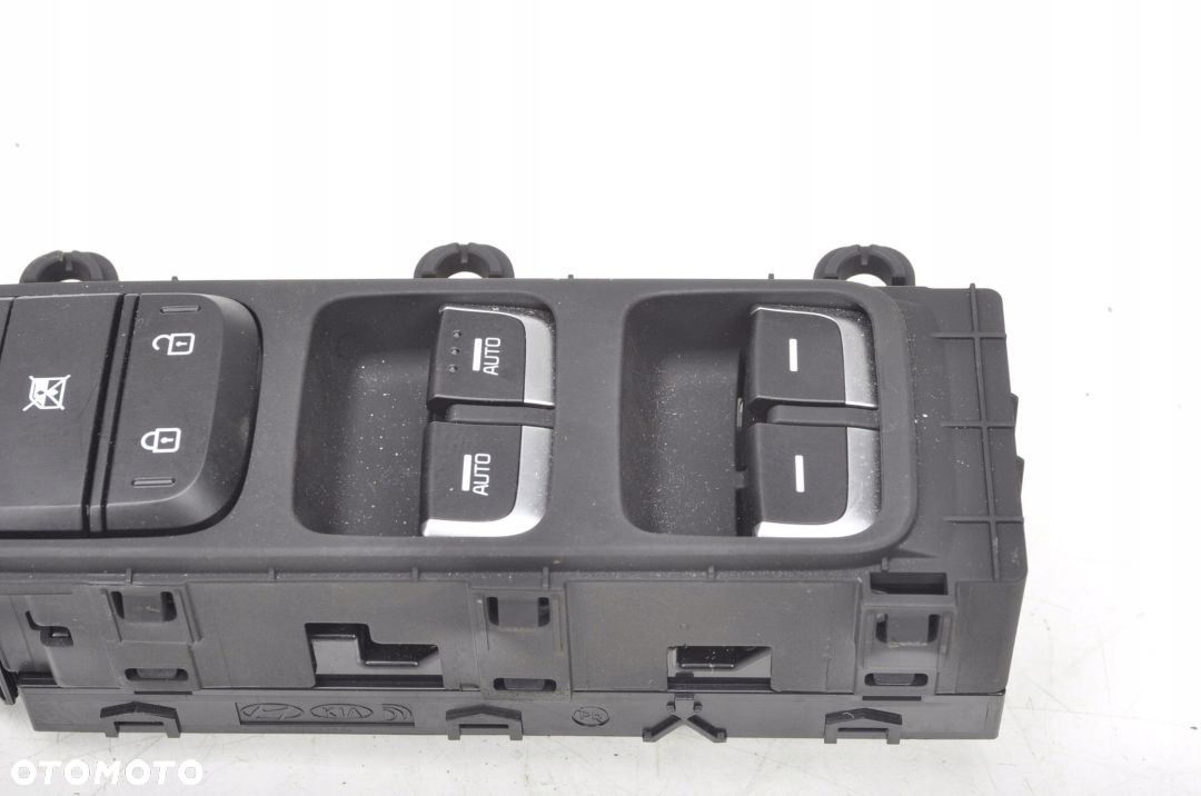 NIRO PANEL STEROWANIA SZYB LUSTEREK 93570-G5740 21 - 2