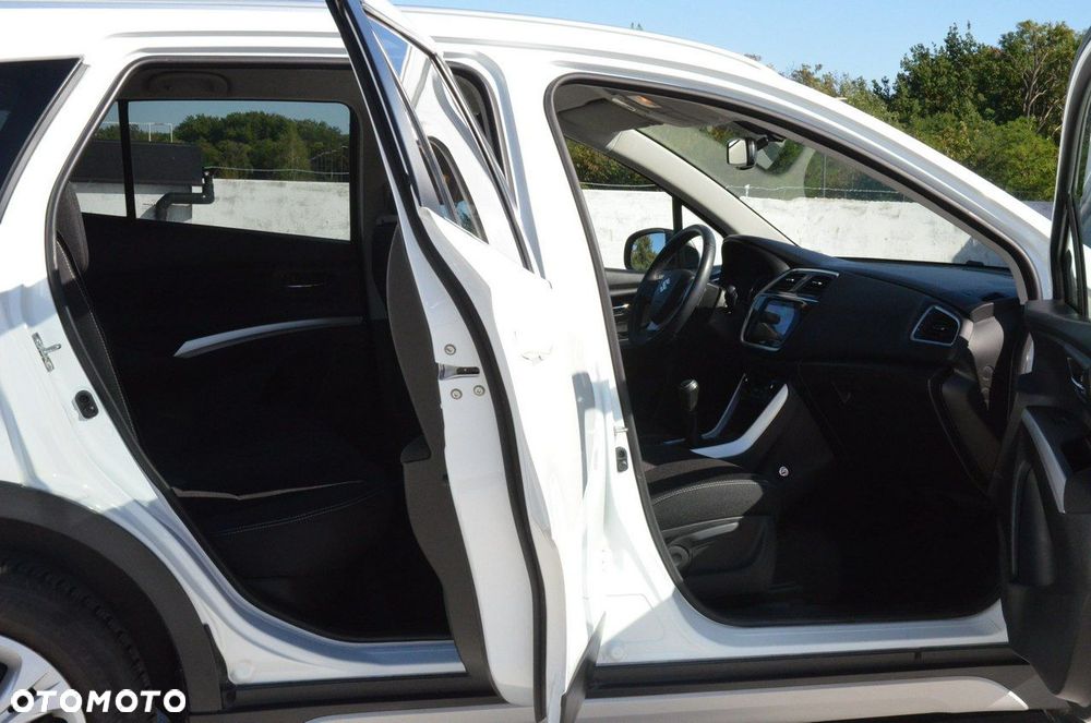 Suzuki SX4 S-Cross - 36