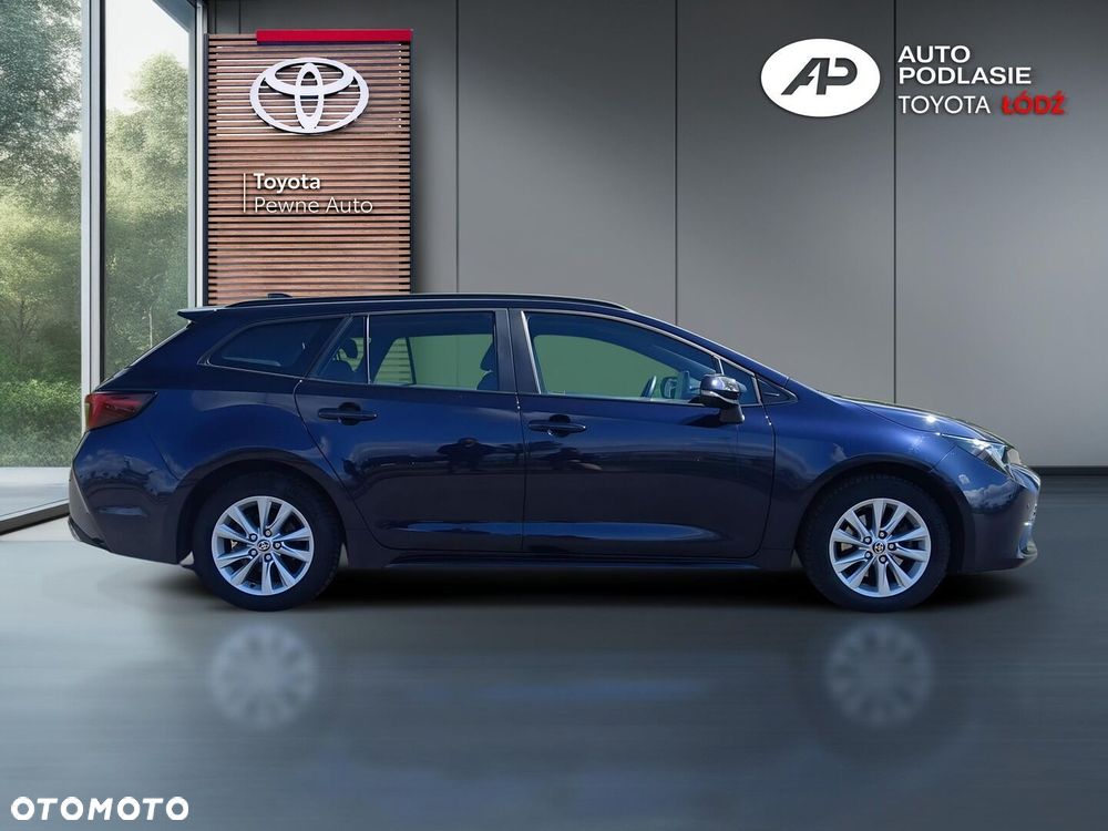 Toyota Corolla 2.0 Hybrid Comfort - 11