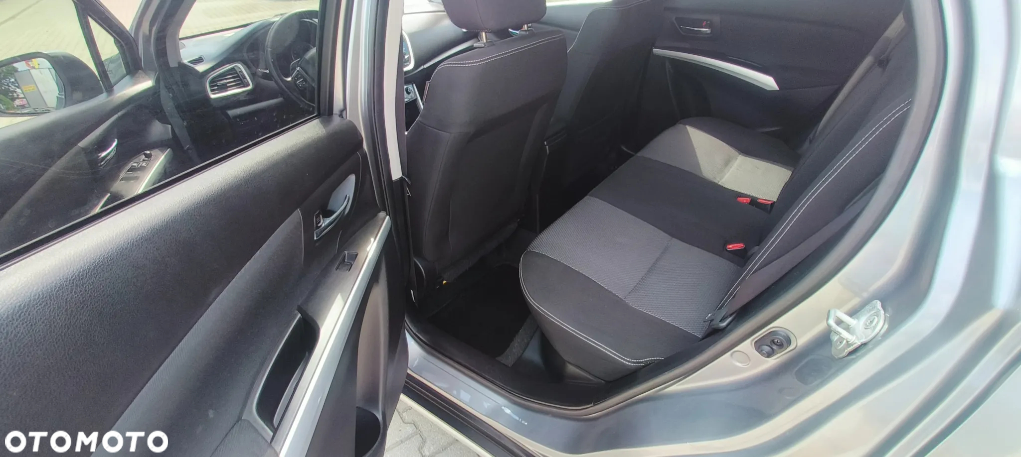 Suzuki SX4 - 25