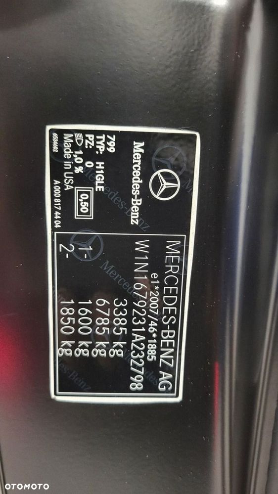 Mercedes-Benz GLS - 38