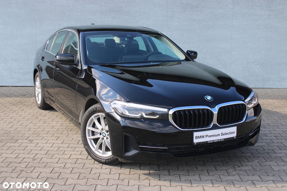 BMW Seria 5 520d xDrive Business Edition sport - 5