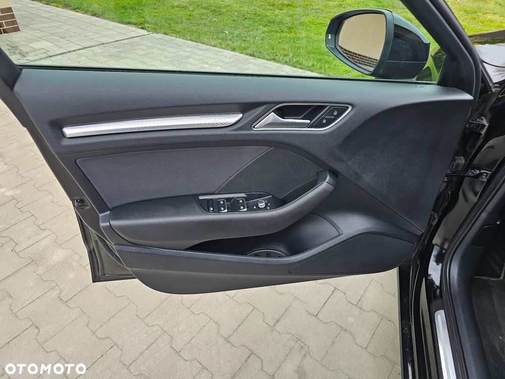 Audi A3 Sportback - 32