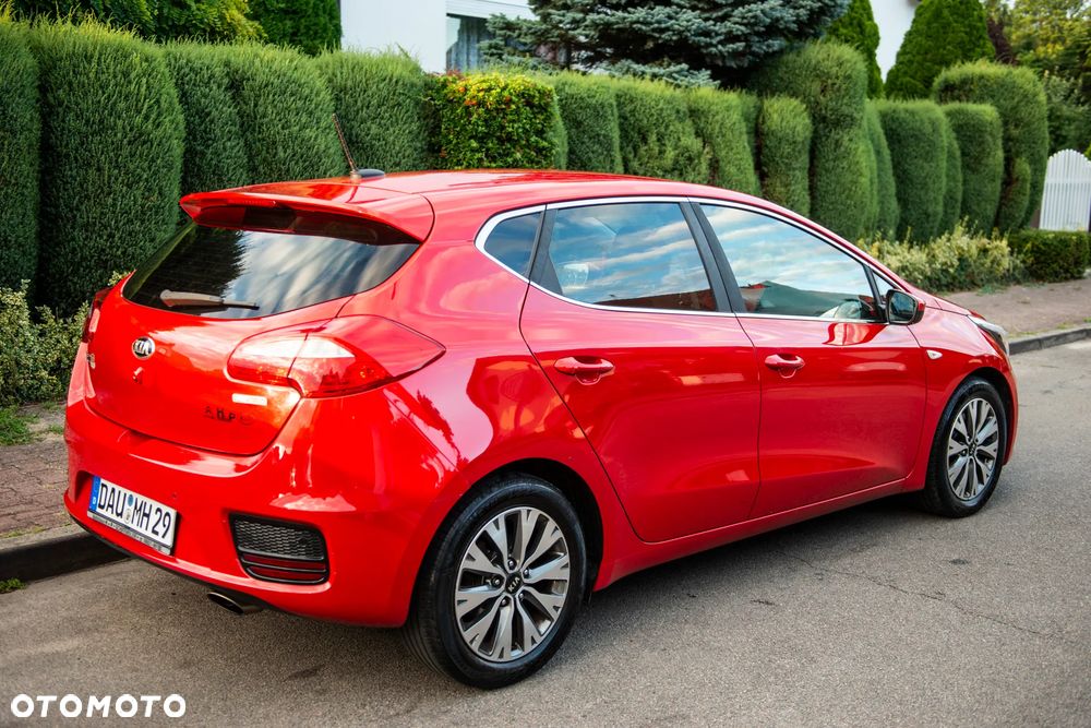 Kia Ceed 1.4 CVVT Dream Team Edition - 5