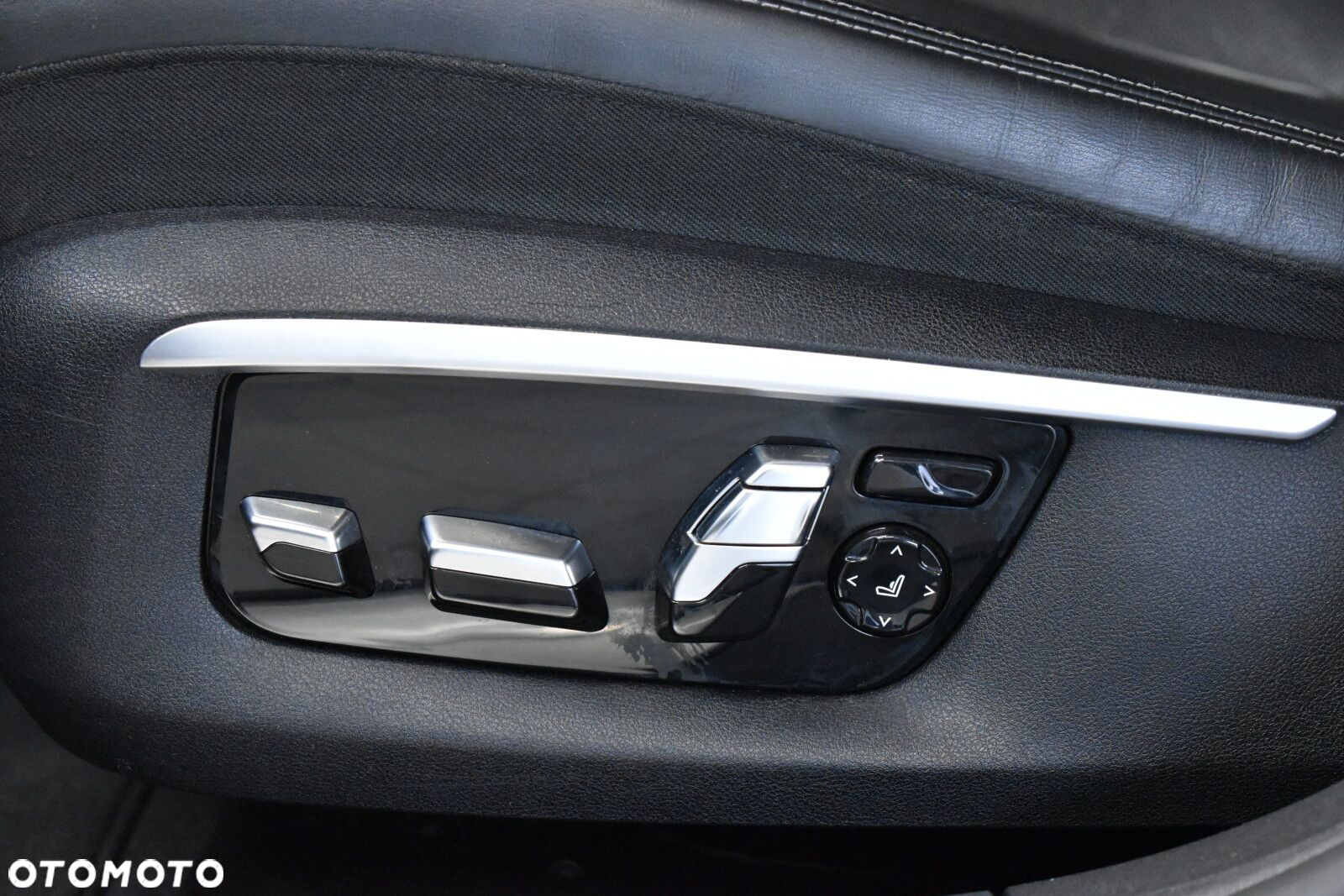 BMW Seria 7 - 11