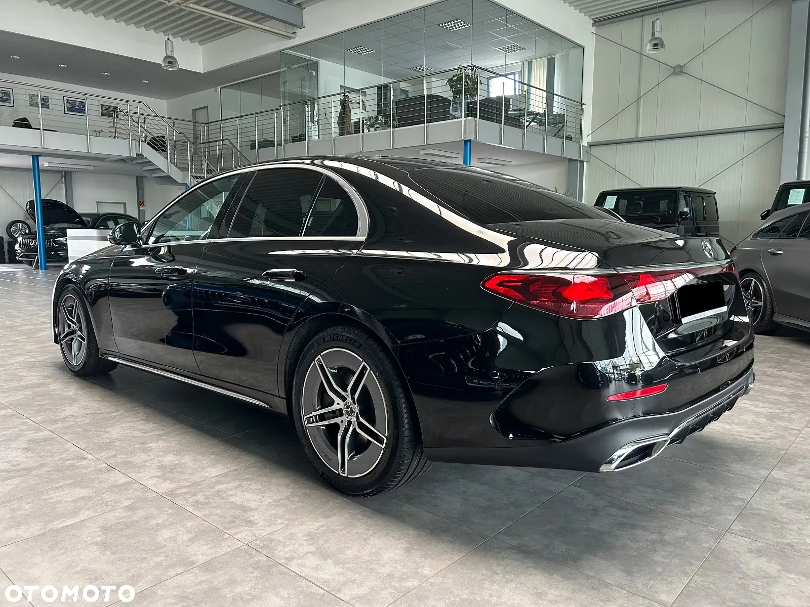 Mercedes-Benz Klasa E 220 d 4-Matic AMG - 8