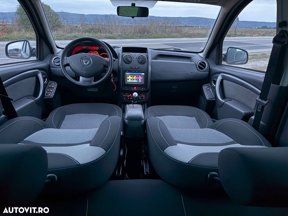 Dacia Duster dCi 110 FAP 4x4 Prestige - 8