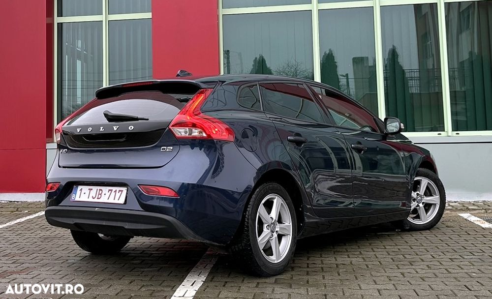 Volvo V40 - 4