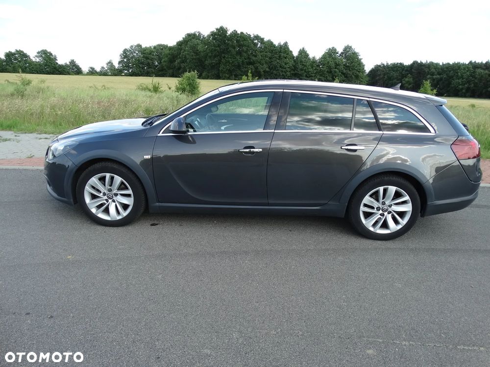 Opel Insignia Country Tourer 2.0 Diesel 4x4 Exclusive - 18