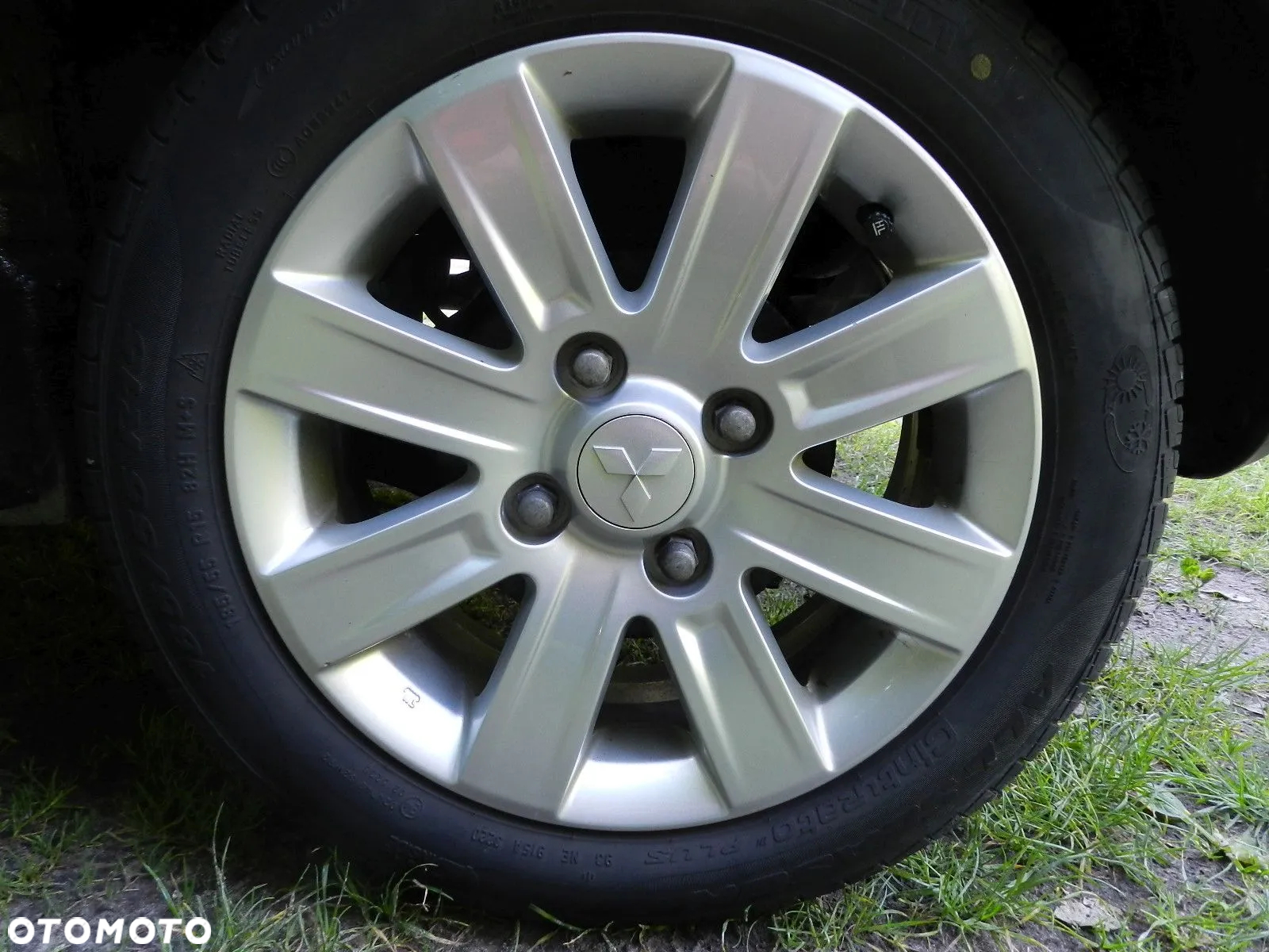 Mitsubishi Colt - 15
