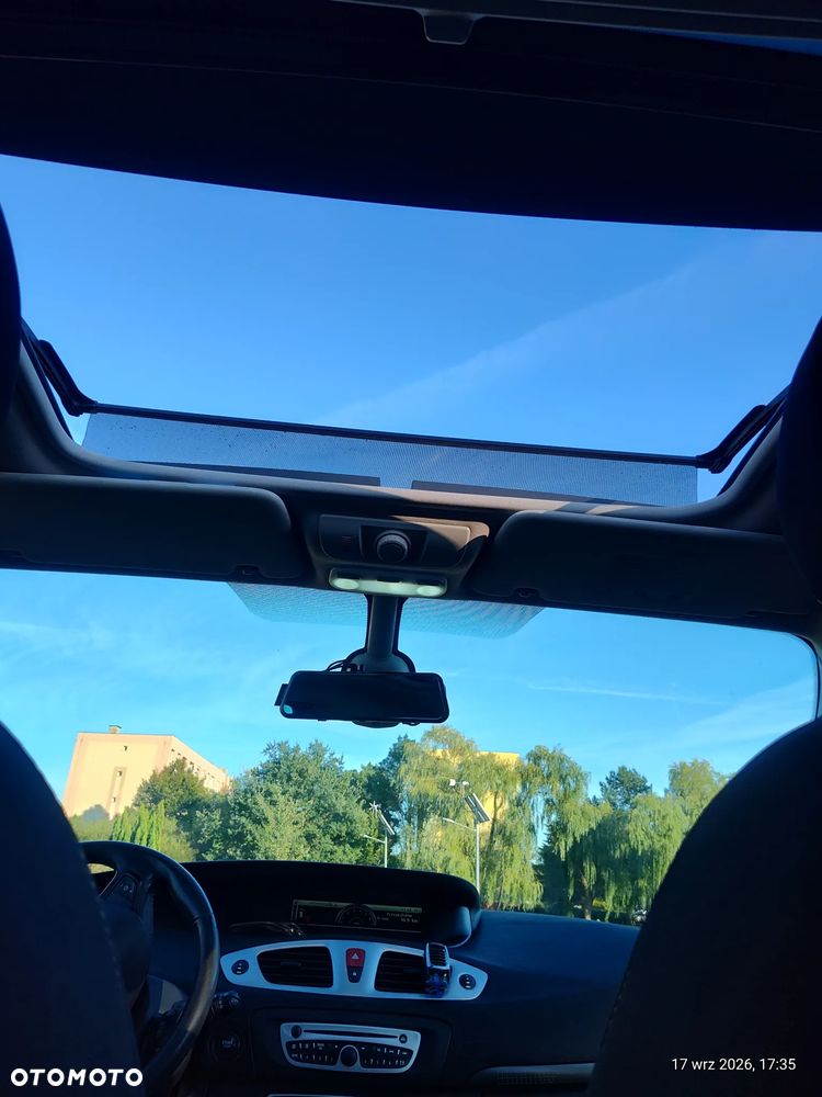 Renault Scenic 2.0 16V Privilege CVT - 11
