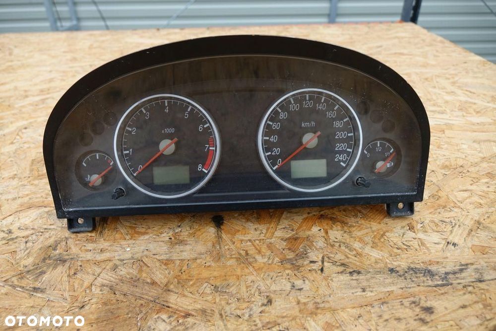 LICZNIK  PRĘDKOŚCIOMIERZ  FORD MONDEO MK III 3 1S7F-10849-AH - 1