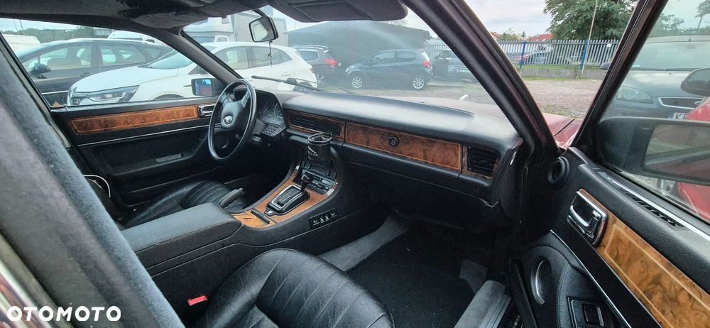 Jaguar XJ Soverign 3.2i - 9