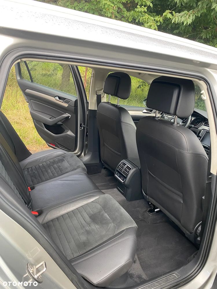 Volkswagen Passat Variant 2.0 TDI BMT Highline DSG - 9
