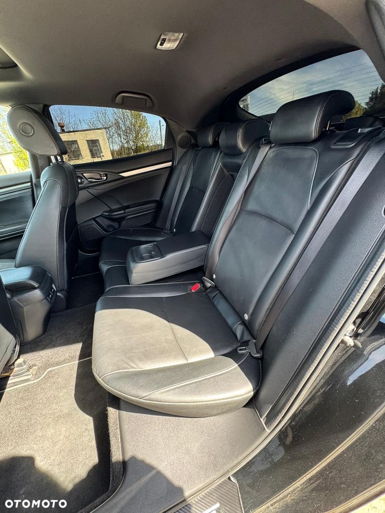 Honda Civic 1.5 i-VTEC Turbo Prestige - 25