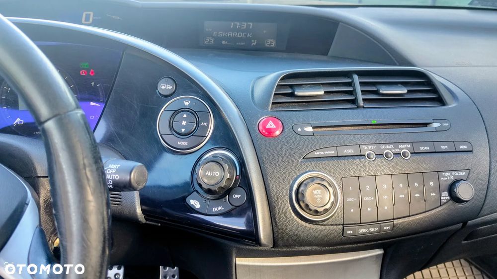 Honda Civic 1.8i-VTEC Automatik Executive - 7
