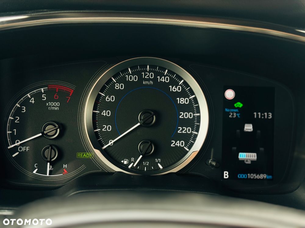 Toyota Corolla 1.8 Business Edition - 34